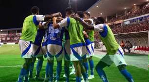 Cássio pega pênalti, Cruzeiro vence CRB e avança na Copa do Brasil
