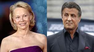 Pamela Anderson confirma oferta estranha de Sylvester Stallone mesmo após ator negar fortemente