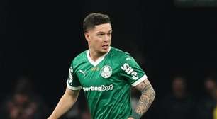 Aníbal Moreno pede desculpas à torcida do Palmeiras após expulsão no Dérbi