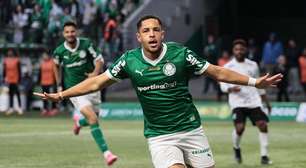 Palmeiras faz jogo inseguro, é salvo por Roque e Flaco e ganha de virada do Ceará pelo Brasileirão