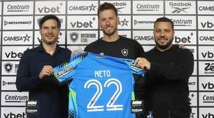 Após 15 anos na Europa, Neto, do Botafogo, espera 'reaprender' o futebol brasileiro