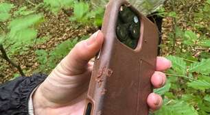 Celular fica intacto após despencar de avião a mais de 800 metros de altura enquanto fazia gravação