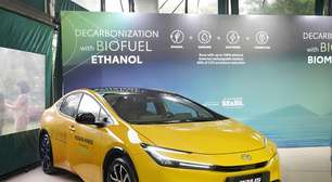 Toyota apresenta protótipo do Prius com sistema plug-in flex