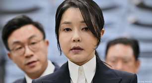 Ex-primeira-dama da Coreia do Sul é presa por corrupção