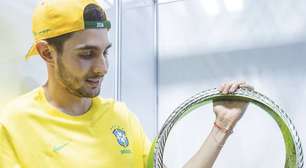 F1: Fãs brasileiros podem criar o novo capacete de Esteban Ocon