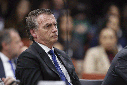 Moraes pede a Zanin para marcar o julgamento de Bolsonaro na ação do golpe
