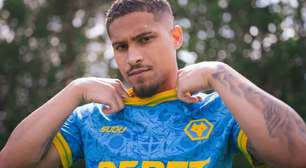 Wolverhampton lança novo terceiro uniforme com homenagem ao Brasil