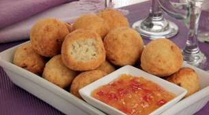Bolinho de peixe com geleia de pimenta: teste a receita deliciosa e prática