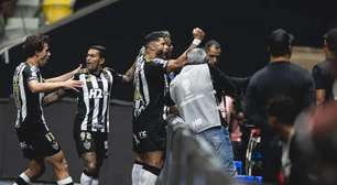 Hulk decide no fim, e Atlético vence Godoy Cruz de virada na Sul-Americana