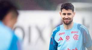Torcida do Flamengo se impressiona com atuação de Jorginho na Libertadores