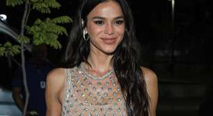 Bruna Marquezine usa look sensual para festa de 30 anos: veja marca