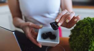 Ouro negro: qual fruta produz colágeno e ajuda a fortalecer os ossos?