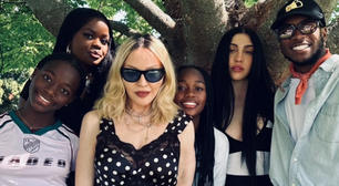 Madonna celebra aniversário na Itália ao lado dos filhos e do namorado