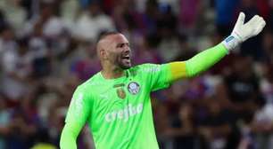 Weverton elogia Carlos Miguel e comenta 'briga por posição' no Palmeiras: "Cada um vê o que"