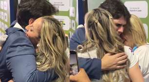 Emoção e alegria: comissão técnica brasileira da ginástica rítmica comemora após apresentação