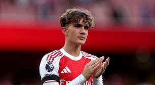 Entenda porque estreante do Arsenal não pode usar mesmo vestiário que demais jogadores