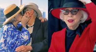 Fernanda Montenegro posta beijo com colega da velha guarda