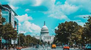 Dólar em queda pode reduzir o valor das viagens internacionais?