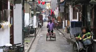 Pesquisador lança livro e explica o que é "fazer o corre" na China