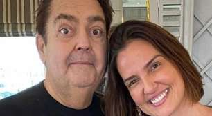 Faustão recebe alta hospitalar e esposa se pronuncia pela primeira vez: 'Oraram por ele'