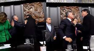 Senadores mexicanso partem para agressão em debate sobre os EUA