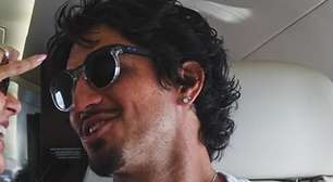 Novas fotos de Gabriel Medina com a namorada encantam os fãs