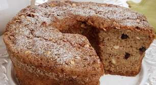 Bolo de banana, aveia e castanha: perfeita para um docinho fitness