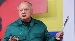 Venezuela acusa EUA de assassinato após ataque a barco com 11 mortos