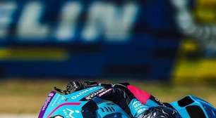 Moto2: Daniel Holgado é pole na Catalunha