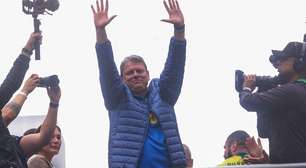 Tarcísio cancela viagem a Brasília