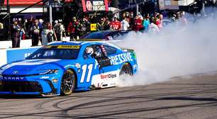 NASCAR Cup Series: Hamlin vence no WWTR e traz triunfo 200 da Toyota
