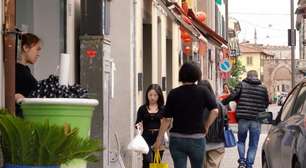 Chineses transformam cidade polo da moda na Itália