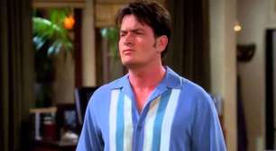 "Não justifica": Charlie Sheen revela que ataque de raiva nas gravações de Two And a Half Men foi causada por creme de testosterona