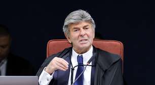 O que é data dump, argumento da defesa de Bolsonaro usado por Fux