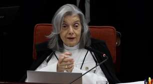 'Bolsonaro praticou os crimes na condição de líder da organização criminosa', diz Cármen Lúcia