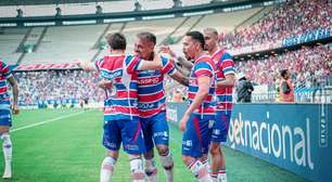 Fortaleza bate o Vitória na estreia de Palermo