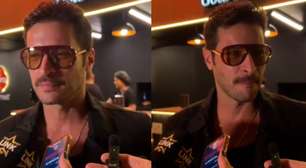 Galã de Vale Tudo, Leandro Lima detalha cenas íntimas com Odete Roitman: 'Não teve preparação'