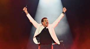 Lionel Richie enfileira hits em show elegante no The Town
