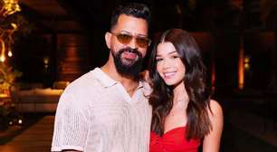 Dennis DJ se declara para a filha, Tília, durante o The Town