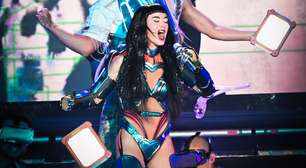 Katy Perry oferece espetáculo no The Town, mas peca pelo excesso