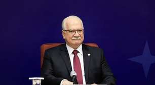 Fachin assume a presidência do STF em meio à pressão de bolsonaristas