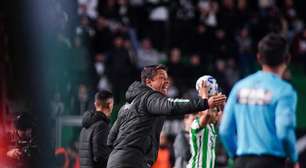 Carpini tem mais uma baixa importante para o setor defensivo do Juventude