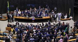 Câmara aprova urgência de projeto que prevê anistia a envolvidos no 8 de janeiro