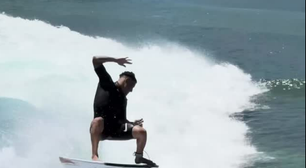 Ítalo Ferreira realiza manobra de 720º pela primeira vez e vibra com o feito: 'Que vibe'