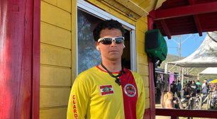 WSL em SC: guarda-vidas revela torcida para veterano que o inspirou a surfar aos 6 anos