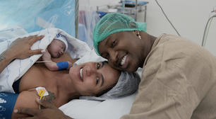 Nasce primeiro filho de Thiaguinho e Carol Peixinho: 'Papai está radiante'