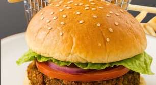 Hambúrguer vegano de Grão-de-Bico: conquista até carnívoros