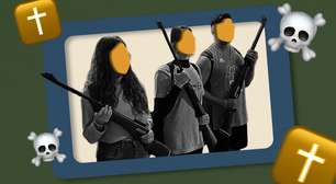 Retiro religioso transforma adolescentes em 'soldados de Cristo' com réplicas de fuzis