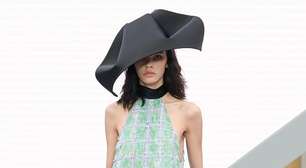 Paris: Jonathan Anderson na Dior revê o passado pensando no futuro