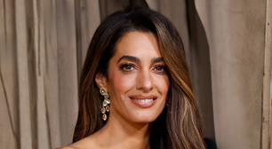 Esse vestido de festa de Amal Clooney tem a cor mais elegante para a temporada de Primavera-Verão
